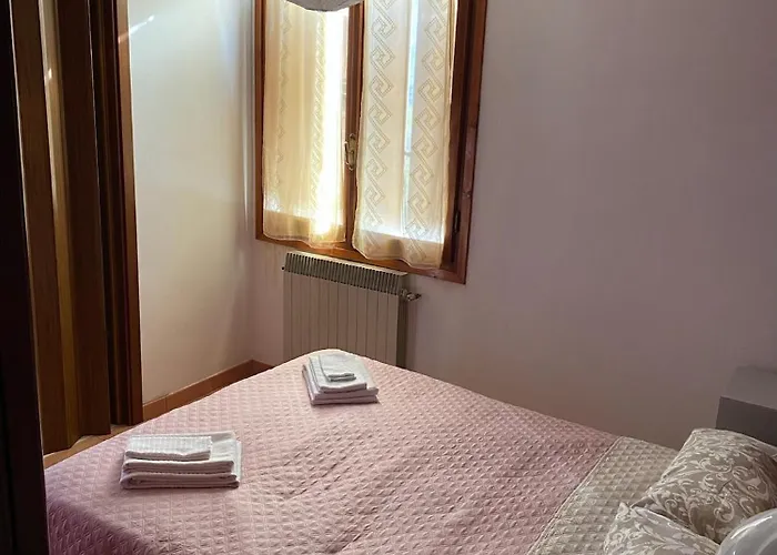 La Buca Delle Fate Ristorante מלון פיאבפלאגו