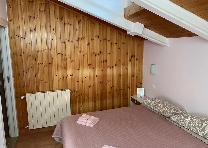 La Buca Delle Fate Ristorante מלון